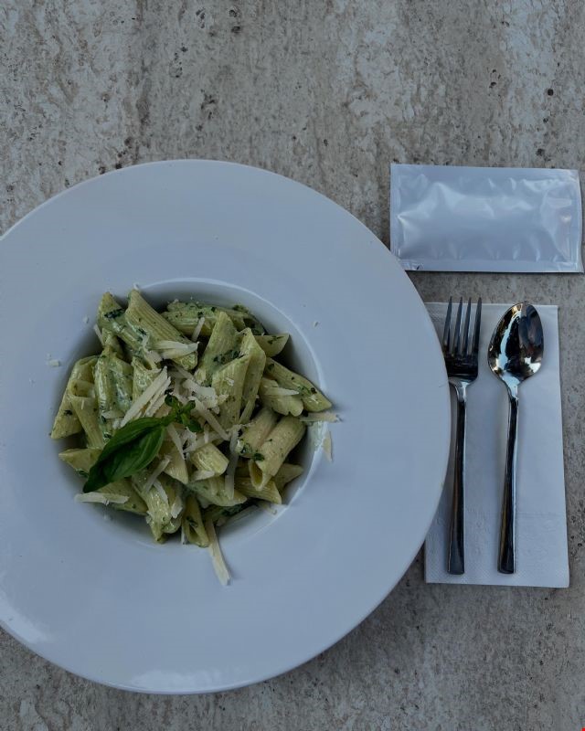 Pesto soslu panne